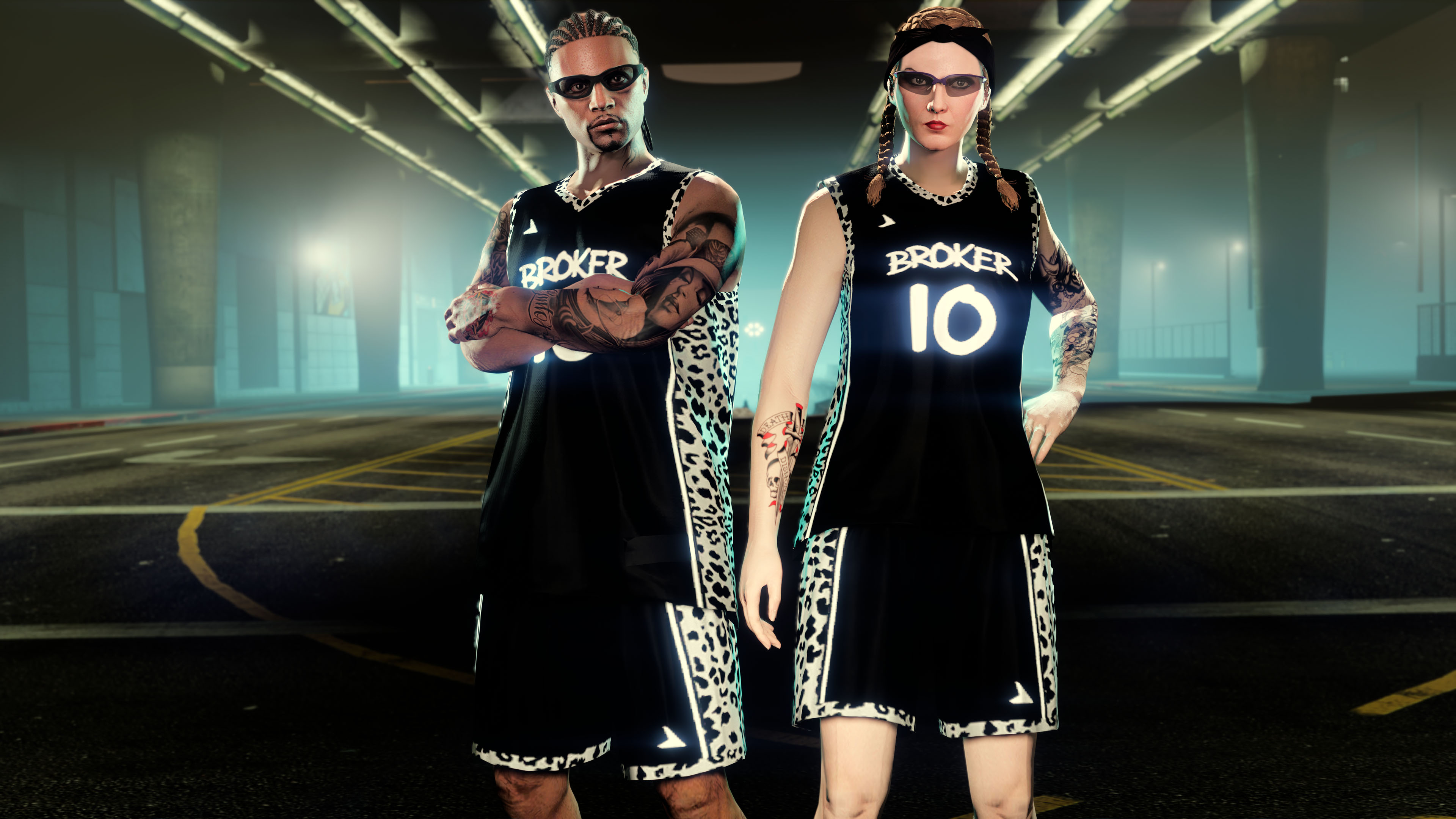 Two GTA Online characters wear the black and white Broker Prolaps Basketball Top and Shorts. 